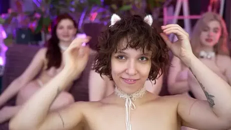 your_favoritegirls webcam model stream image