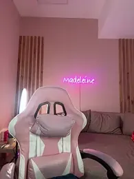 MadeleineSanez webcam model stream image