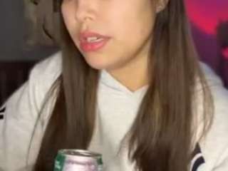 lillytillercam webcam model stream image