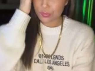 lillytillercam webcam camsoda model stream image