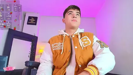 Lucass_love webcam model stream image