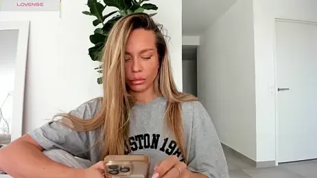 Kalyssy webcam stripchat model stream image