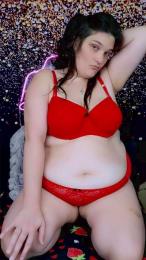Plussizemodel webcam model stream image