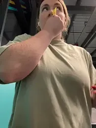 BustyBonnieUK webcam model stream image