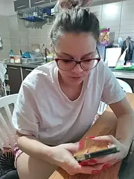 Tasty_Shape webcam model stream image