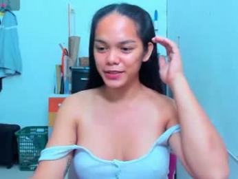 caroline_east webcam model stream image