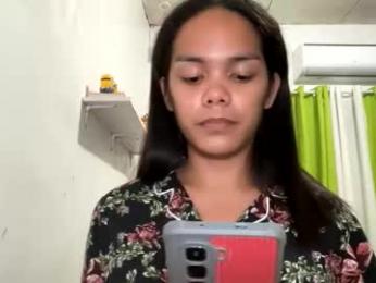 caroline_east webcam model stream image