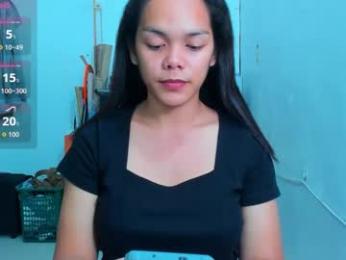 caroline_east webcam model stream image