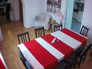 voyeurcam-julmodels-dining webcam model stream image