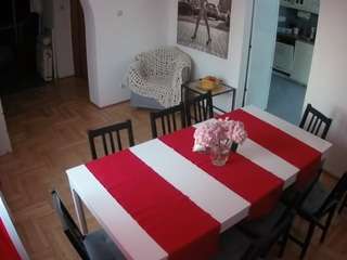 voyeurcam-julmodels-dining webcam model stream image