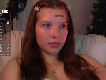 _Q_ webcam bongacams model stream image