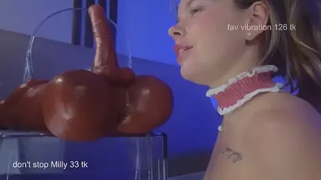 milly_shy webcam stripchat model stream image