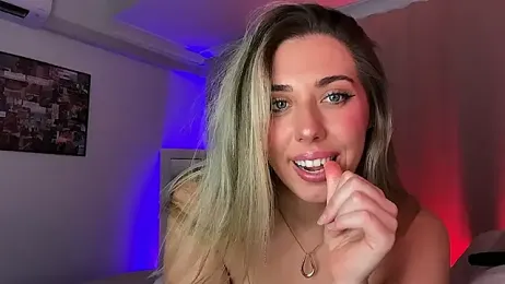 Aussielulu webcam stripchat model stream image