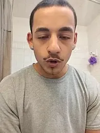 momo0208 webcam model stream image