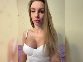 GoldPussy69 webcam bongacams model stream image