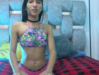 alix-kitty webcam model stream image