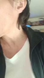 Penele webcam model stream image