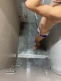 winds1069 webcam model stream image