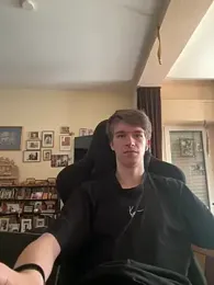 Maxi170301 webcam model stream image