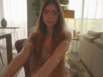 emma_lu1 chaturbate stream image