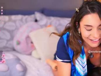 daneshka__ chaturbate stream image, 01.06.2025 04:40