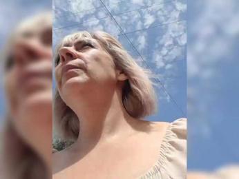 mery8poppins bongacams stream image