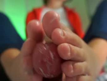 finleyfae chaturbate stream image