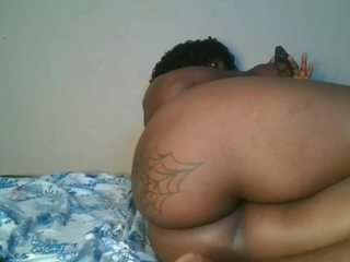 yourthickgyal camsoda stream image