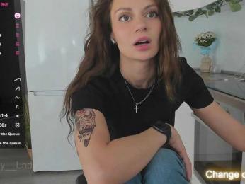 LuckyLady01 bongacams stream image