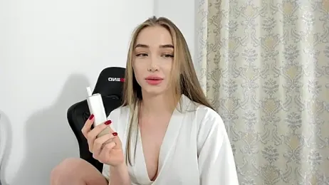 Sweet-bb stripchat stream image