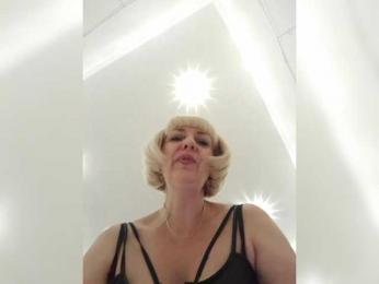 mery8poppins bongacams stream image