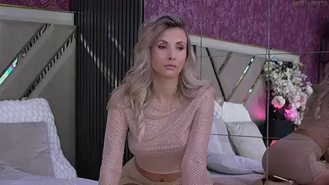 Mishelle-Brizo stripchat stream image