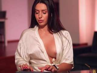 adalline camsoda stream image