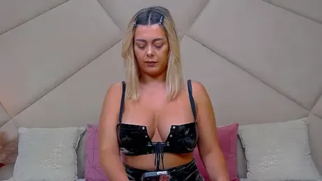 ChloeFrost stripchat stream image, 18.07.2025 05:00