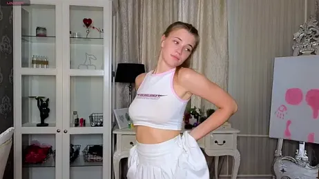 AnneFoxy stripchat stream image