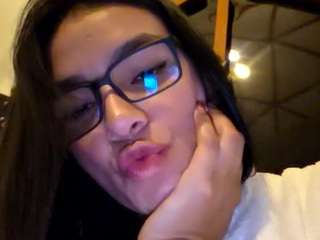 maggiejones camsoda stream image