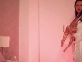 adalline camsoda stream image