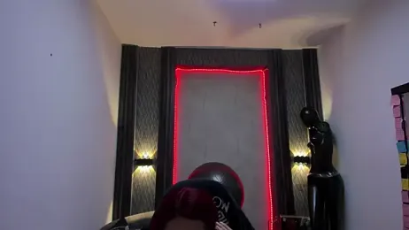 selene_red_ stripchat stream image