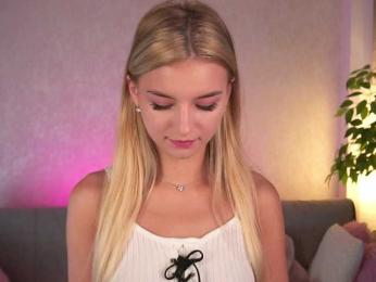 ilittleheart bongacams stream image