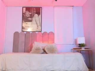 lady-brownn camsoda stream image