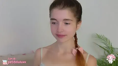 petiteluluxx stripchat stream image, 24.09.2025 08:50