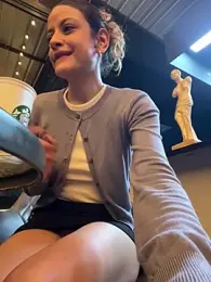 alana15 stripchat stream image