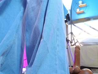 lady-brownn camsoda stream image