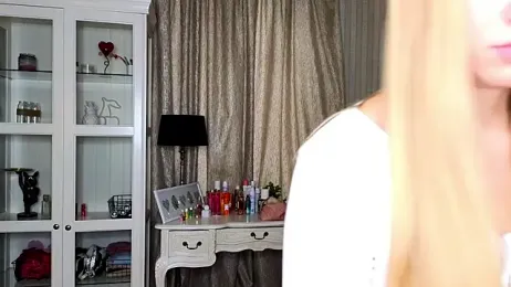 AnneFoxy stripchat stream image