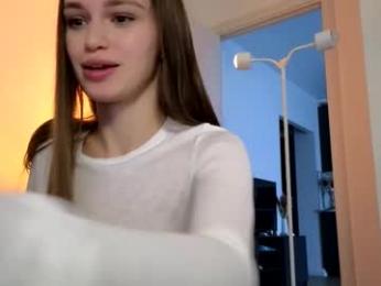 tootightwithbra chaturbate stream image