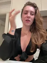 MariiD stripchat stream image