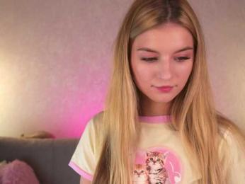 ilittleheart bongacams stream image