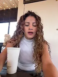 alana15 stripchat stream image