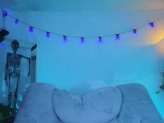 elissecinnamon camsoda stream image