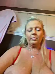 Southern_Bella stripchat stream image, 20.10.2025 15:40